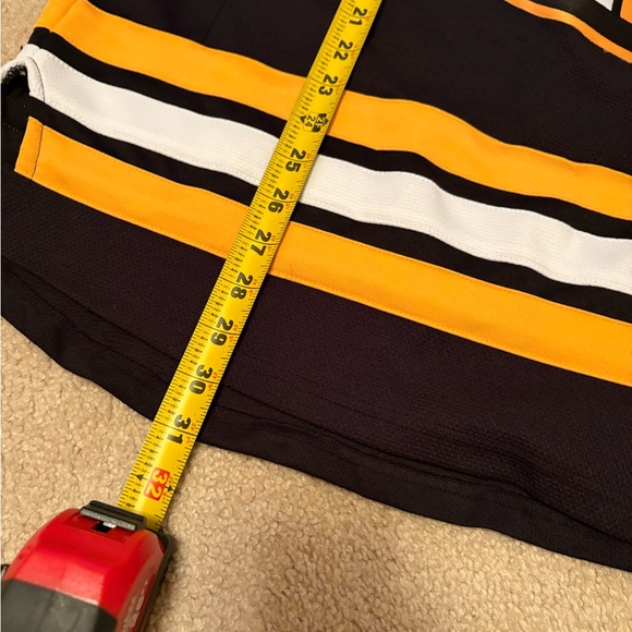 2014 Rebook Boston Bruins Home Jersey Size Medium - Picture 13 of 14